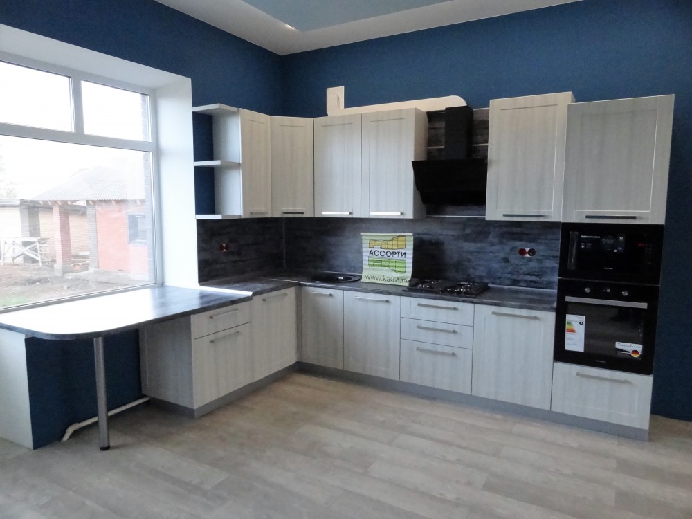 ����� ���