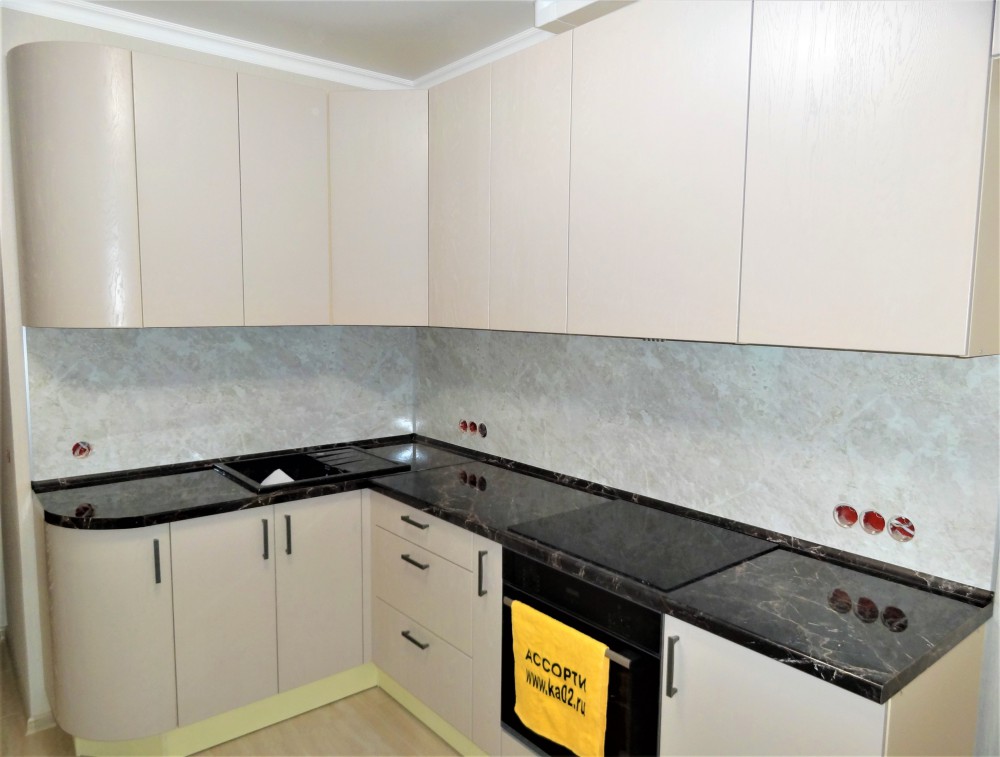 ����� ���