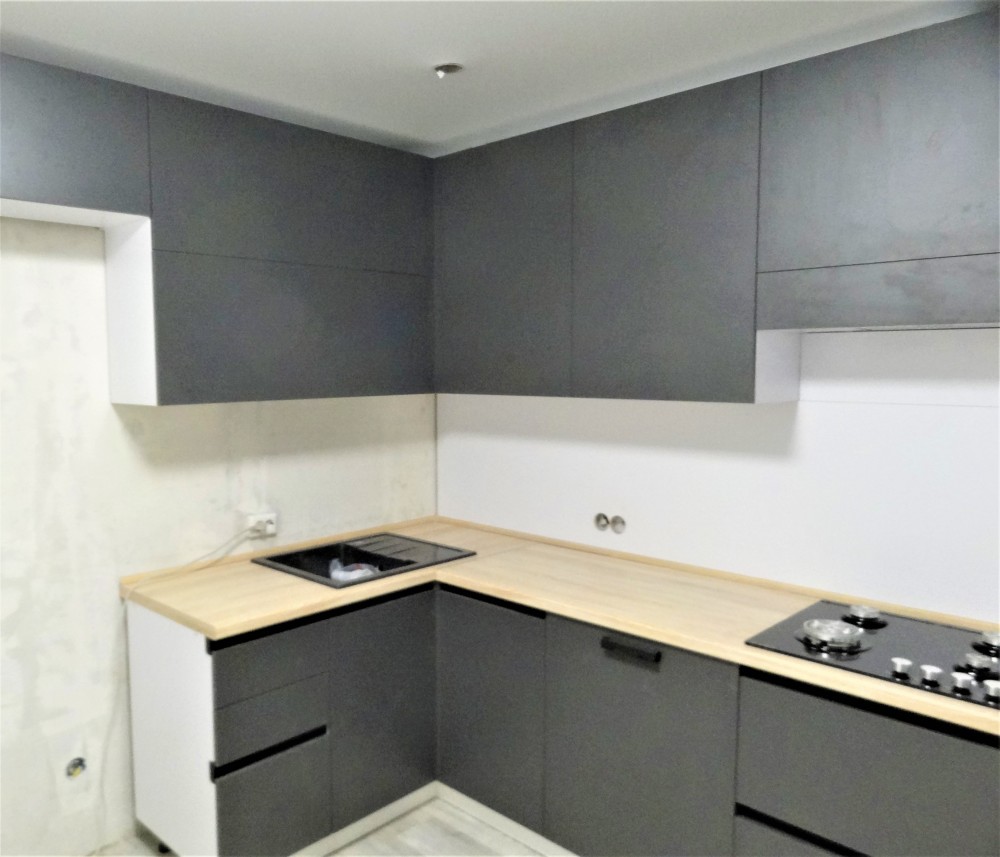 ����� ���