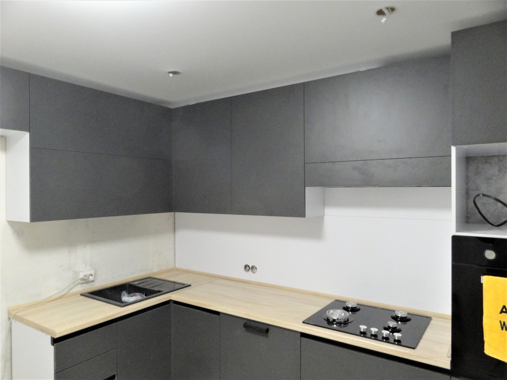 ����� ���