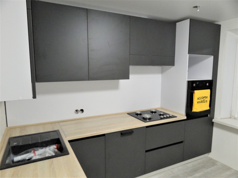 ����� ���